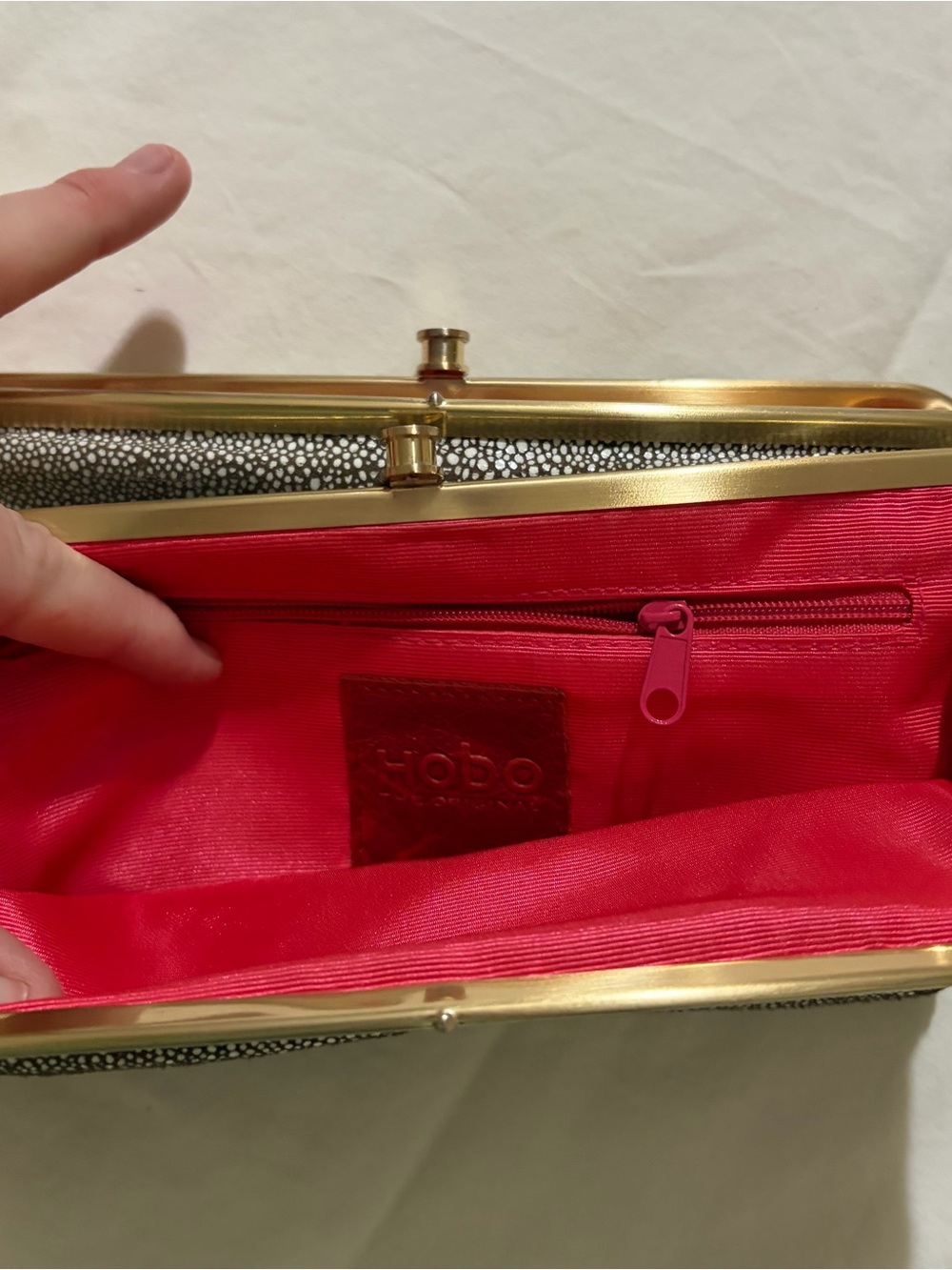 Hobo double clutch wallet - Picture 7 of 7